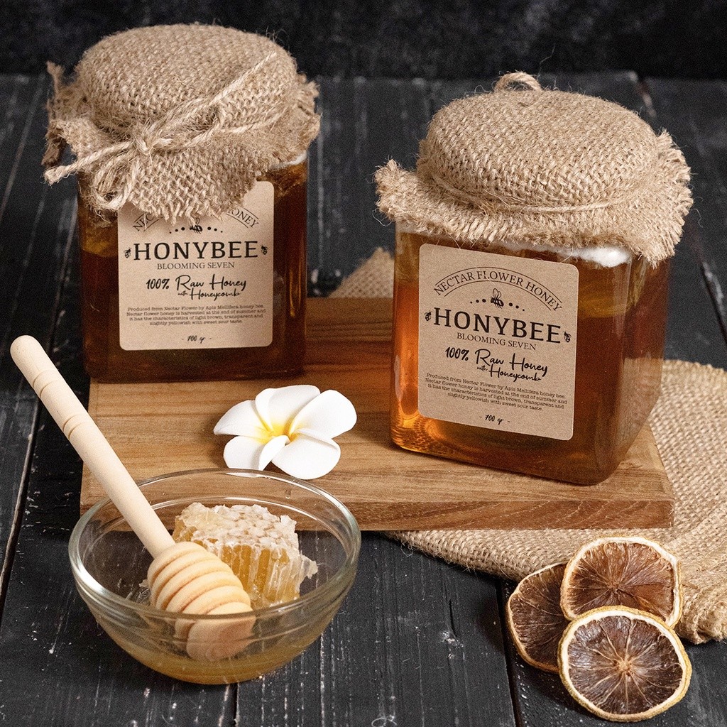 

JAMIN MURAH !!!Madu Murni + Sarang 700gr Raw Honey - Honybee(BISA LANGSUNG ORDER)