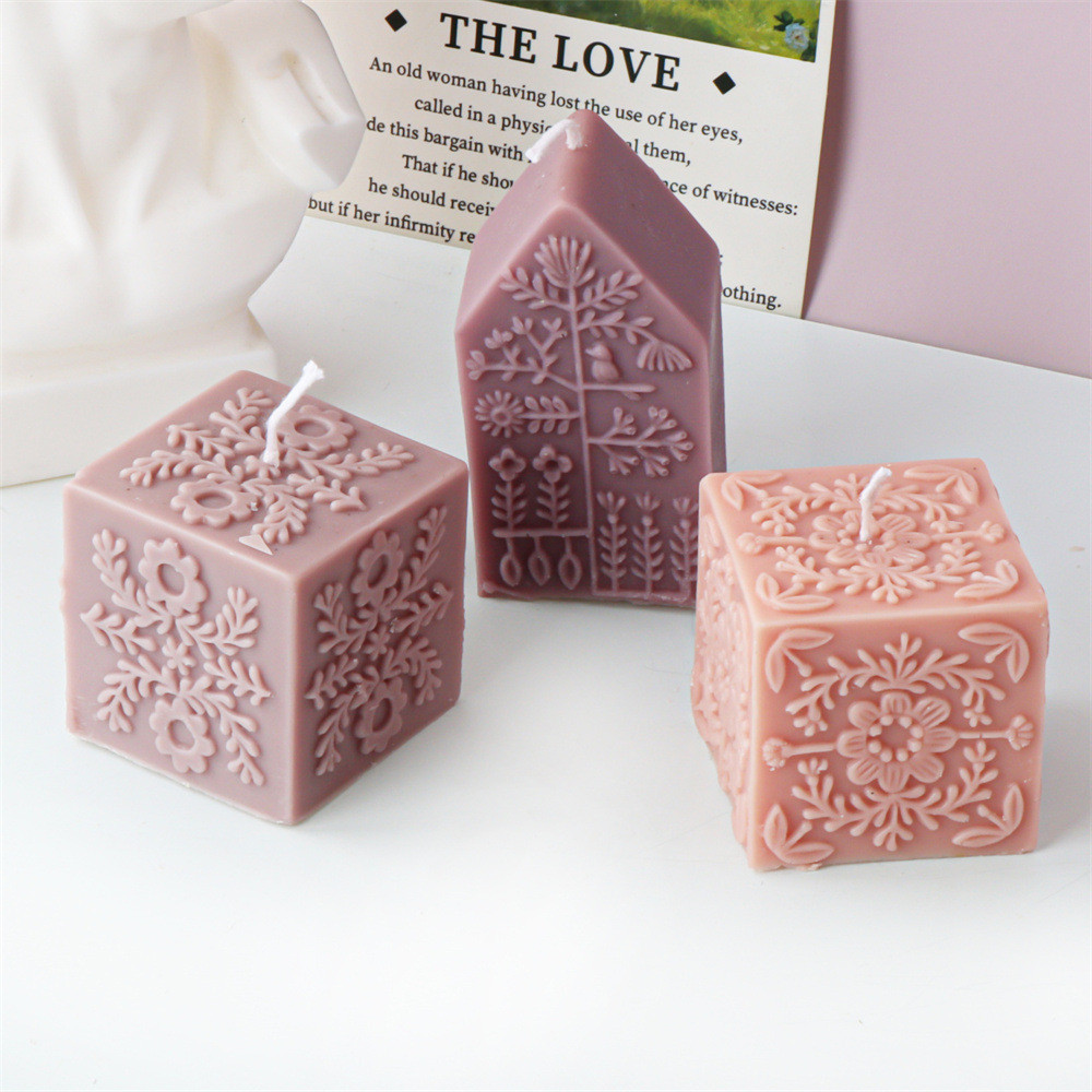 

Square Totem Pattern Candle Silicone Mold House Embossed Floral Leaves Aromatherapy Candle Plaster Resin Making Mould Home Decor