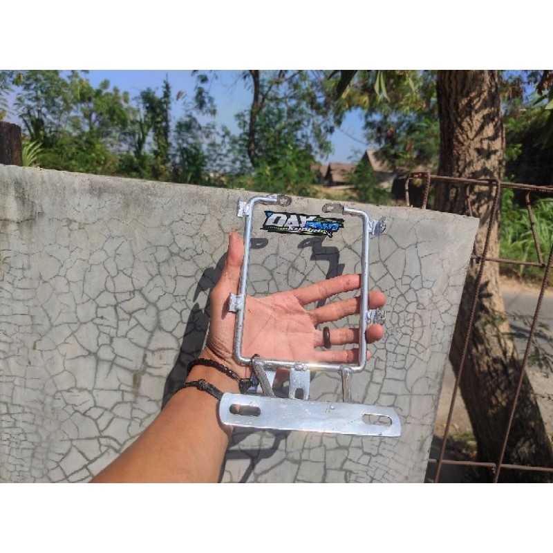 TRALIS TULANGAN LAMPU PESEK PNP SKOK DEPAN NINJA R RR TRALIS TULANG LAMPU DEPAN SHOK DEPAN NINJA R R