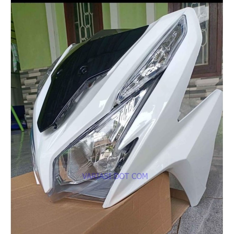 paket tameng depan vario 125 old plus reflektor lampu depan dan lampu sen depan vario 125 old kzr