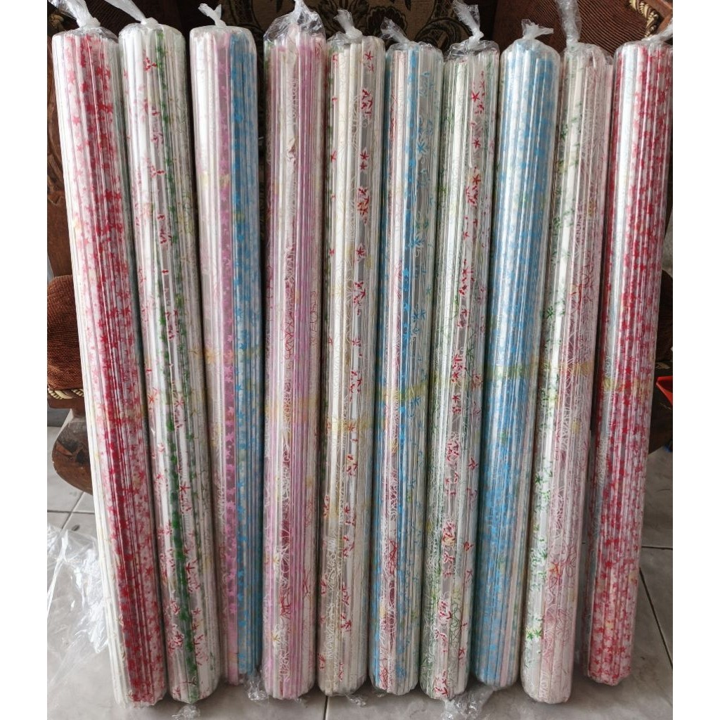 

plastik kado gulung 50 lembar