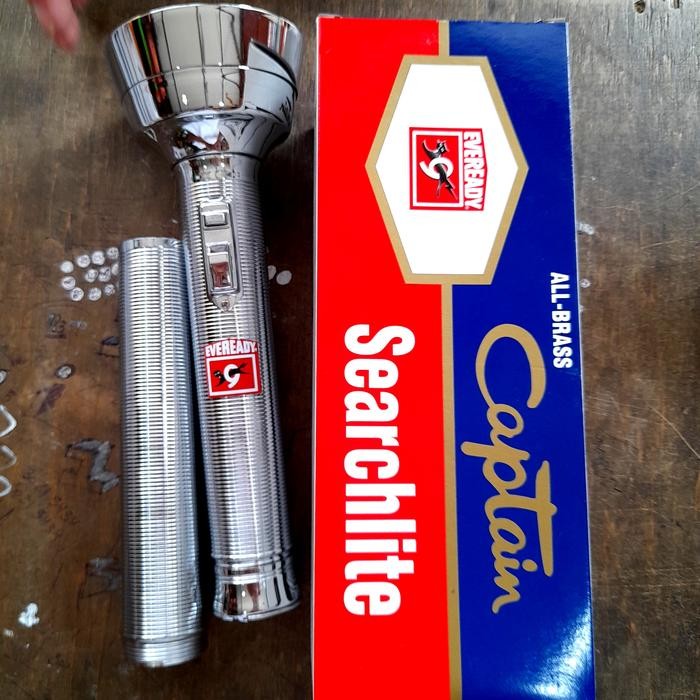 Senter panjang Eveready