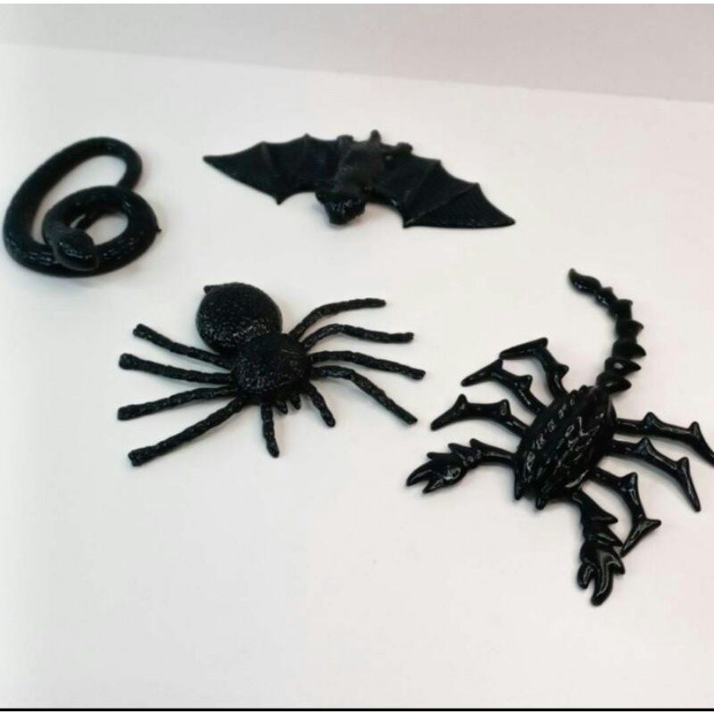 Mainan Karet jadul Animal Tangan Cars Ulat  Mainan Prank jadul Animal Sticky Wall Game