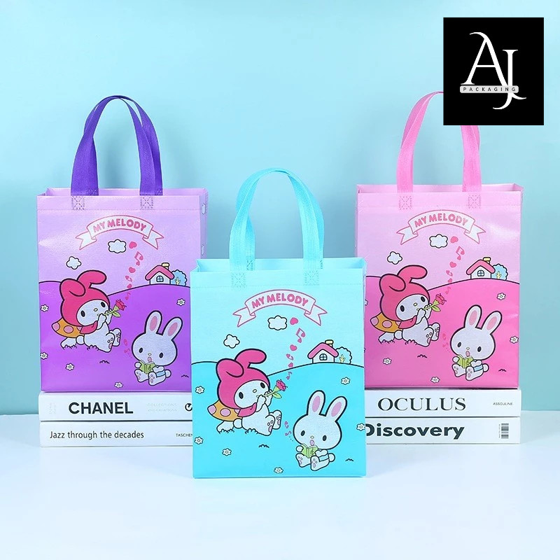 

[Satuan] Tas Non Woven motif Sanrio Kuromi Cinnamoroll/ Tas Anti air goodiebag tas ultah anak sekolah