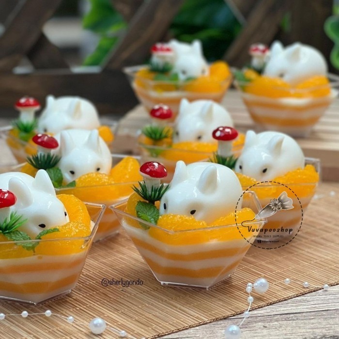 

TERJUAL Cup Puding CH-45 isi 10pcs Cup Puding Plastik Gelas Puding Pudding