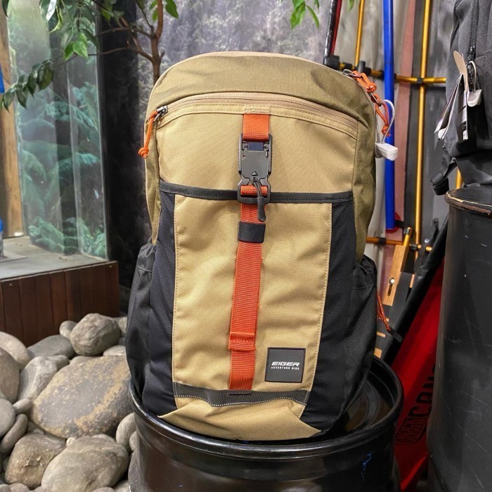 EIGER 1989 TAS RANSEL HARIAN PRIA THRUWAY 25 LITER RD