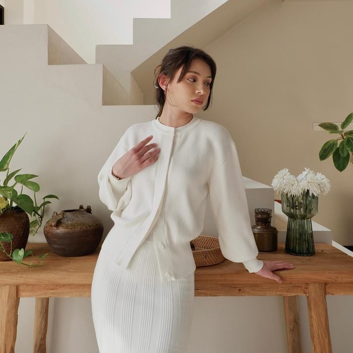 Gracias Label - Casea Knitt Cardigan - Atasan Wanita Rajut - Outer Katun Rajut Premium - Broken Whit