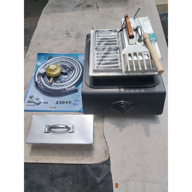 paket  kompor cetakan pancong lumer  super premium  sekat 4 isi 24 plus regulator dan garpu