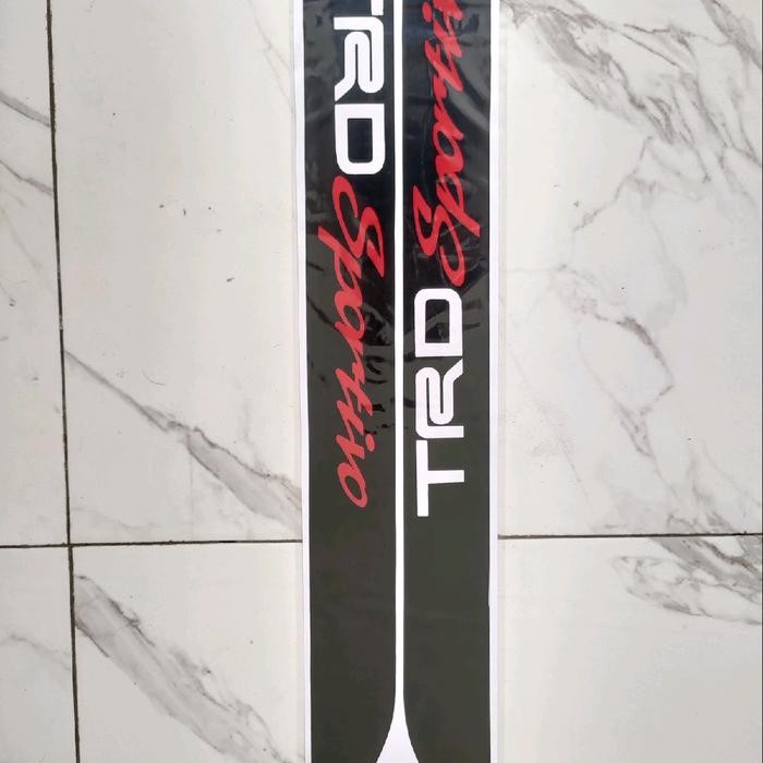 Stiker Trd Sportivo Fortuner Lama  / Sticker Fortuner Trd 2003-2015 / TRD Sportivo Fortuner - hitam