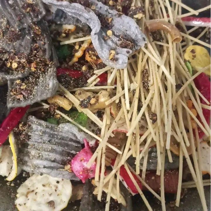 

Seblak Kerupuk MiX Campur Spesial 1 kg Terbaru