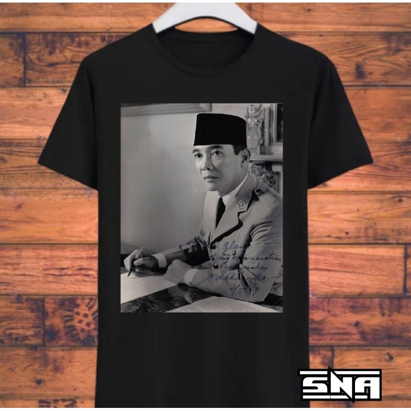 Kaos Soekarno Baju Tshirt Distro Original cotton combed 24s jetblack