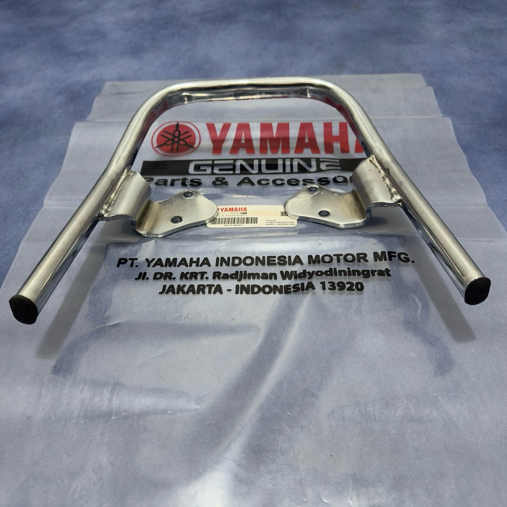 BEHEL PLANGER BELAKANG YAMAHA VEGA R NEW STANDARD CROME New