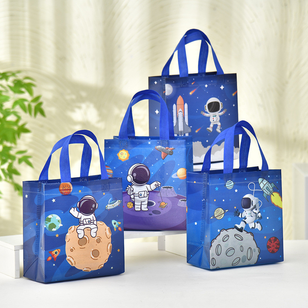 

12pcs Cartoon Astronaut In Space Gift Bags Non-woven Fabric Cloth Bag Party Candy Gift Bags Shopping Bag for Baby Shower Decor