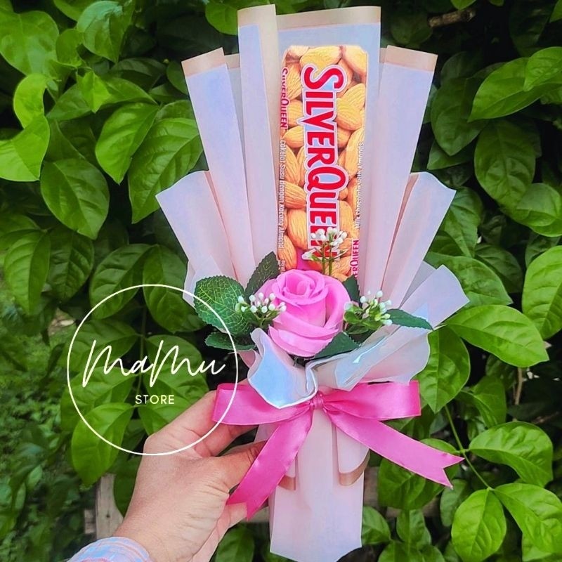 

PROMO Buket Coklat Silverqueen 55gr / Buket Satu Silverqueen / Buket Valentine
