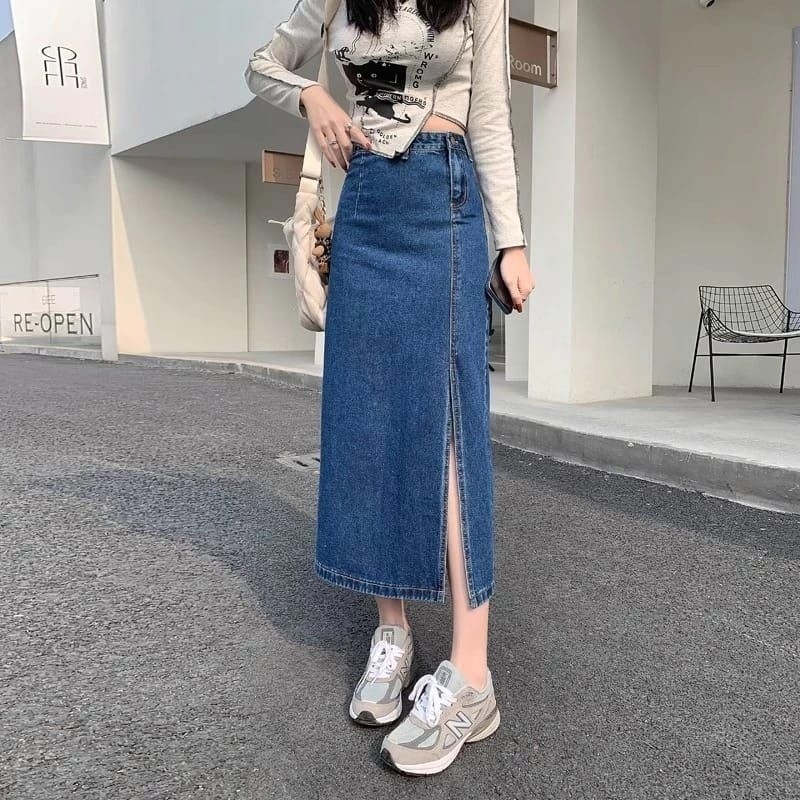 ARO - NATALIE ROK JEANS BELAH 7/9 WANITA