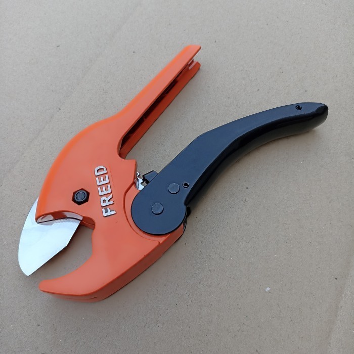 

gunting pipa pvc / pipe cutter / pemotong pipa / alat potong pipa