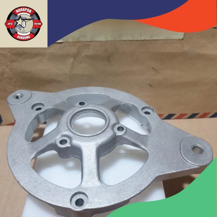 HOUSING ALTERNATOR BAGIAN DEPAN MITSUBISHI L300 DIESEL SOLAR MD607612