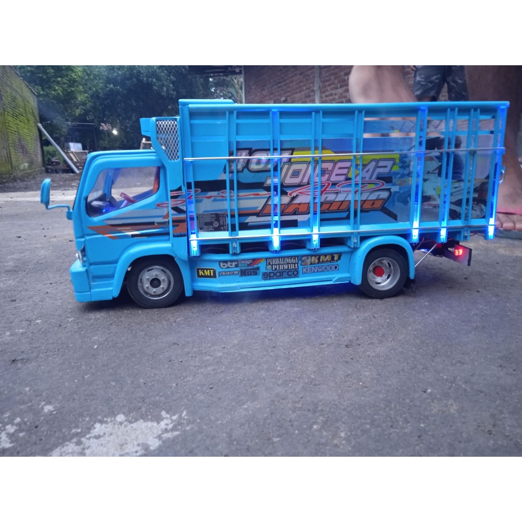 Mainan Anak Truk Oleng