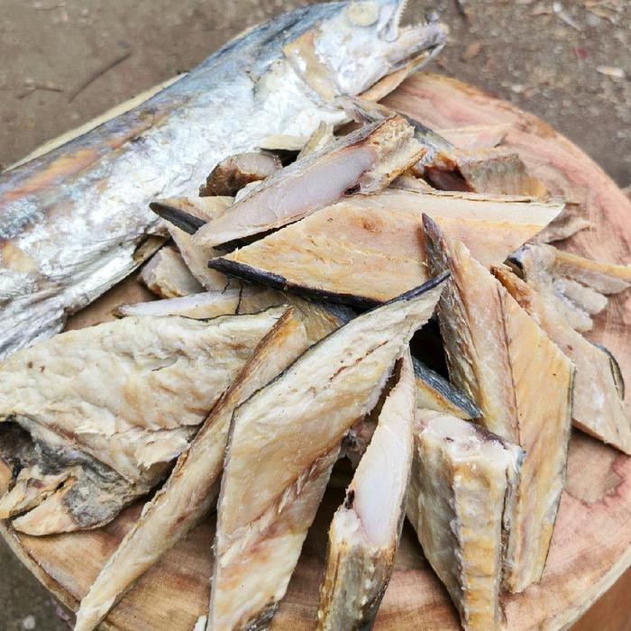 

ikan asin tenggiri potong empuk ngeprul 1kg murah - Empuk Wangi, 500 g