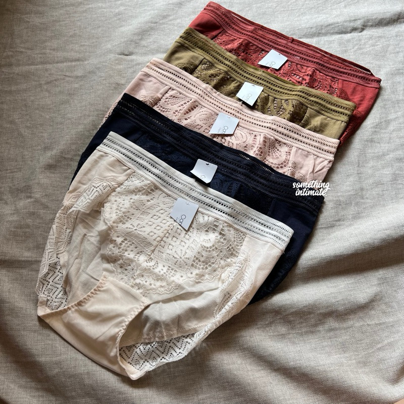 COTTONCLUB Italy Organic Lacey Feathers Semi Highwaisted Hipster Brief Panty / Celana Dalam Wanita L