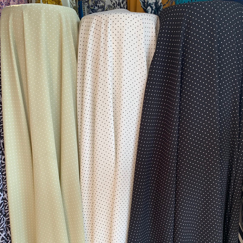 kain - kain bahan motif - kain zara crepe polkadot - kain crepe premium - kain zara crepe motif dott