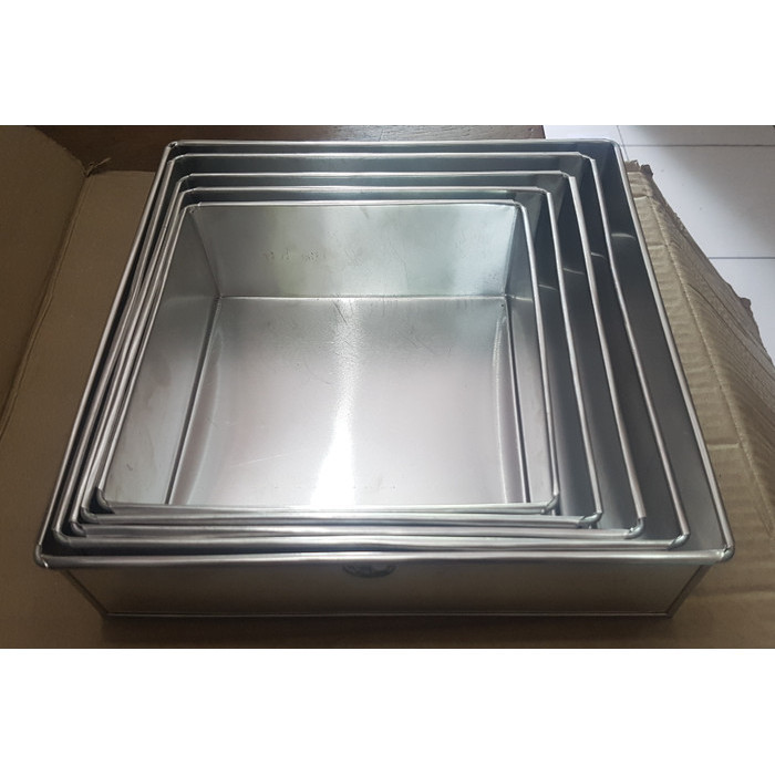 Loyang Kotak / Loyang Kue Lapis / Loyang Bolu 20cm tinggi 7cm - 10cm