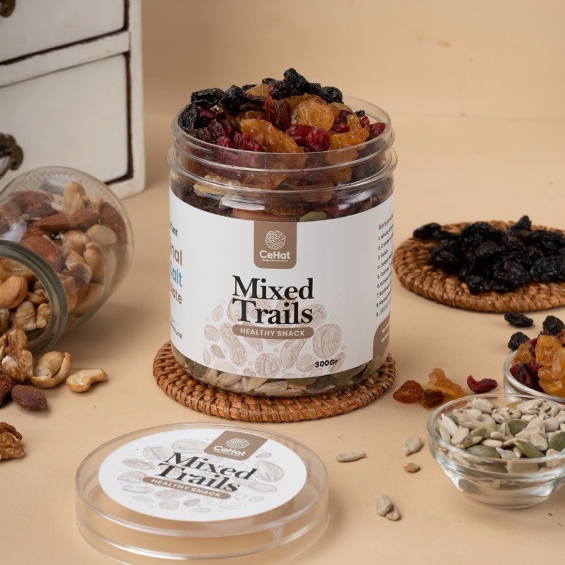 

CeHat Trail mix Premium Cemilan Sehat Enak Diet Rendah Kalori Dried Fruit Roasted Premium 300 500 gr