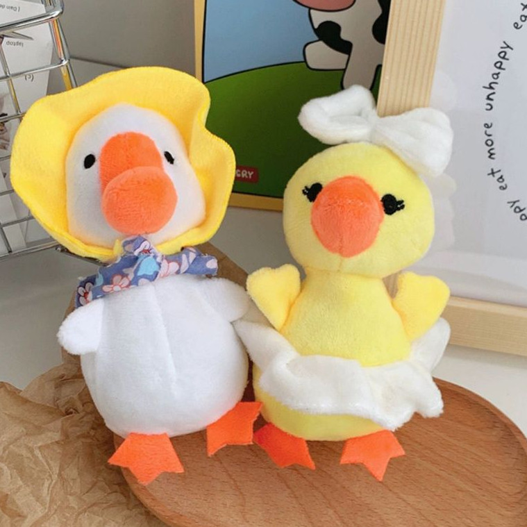 [GH] Scarf And Apron Duck - Gantungan Kunci Bebek Kuning Pita Putih Bebek Putih Topi Kuning Goms Hom
