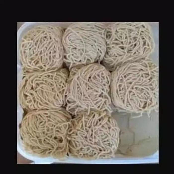 

Mie Karet 500 gram mie mentah karet