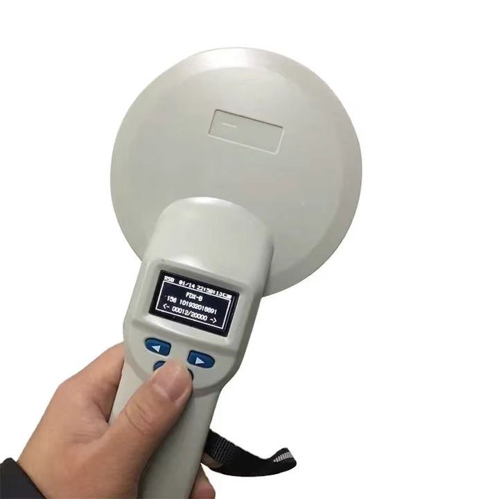 

Rechargeable RFID Handheld Scanner With Microchip Ear Tag Reader For Electronic Identification