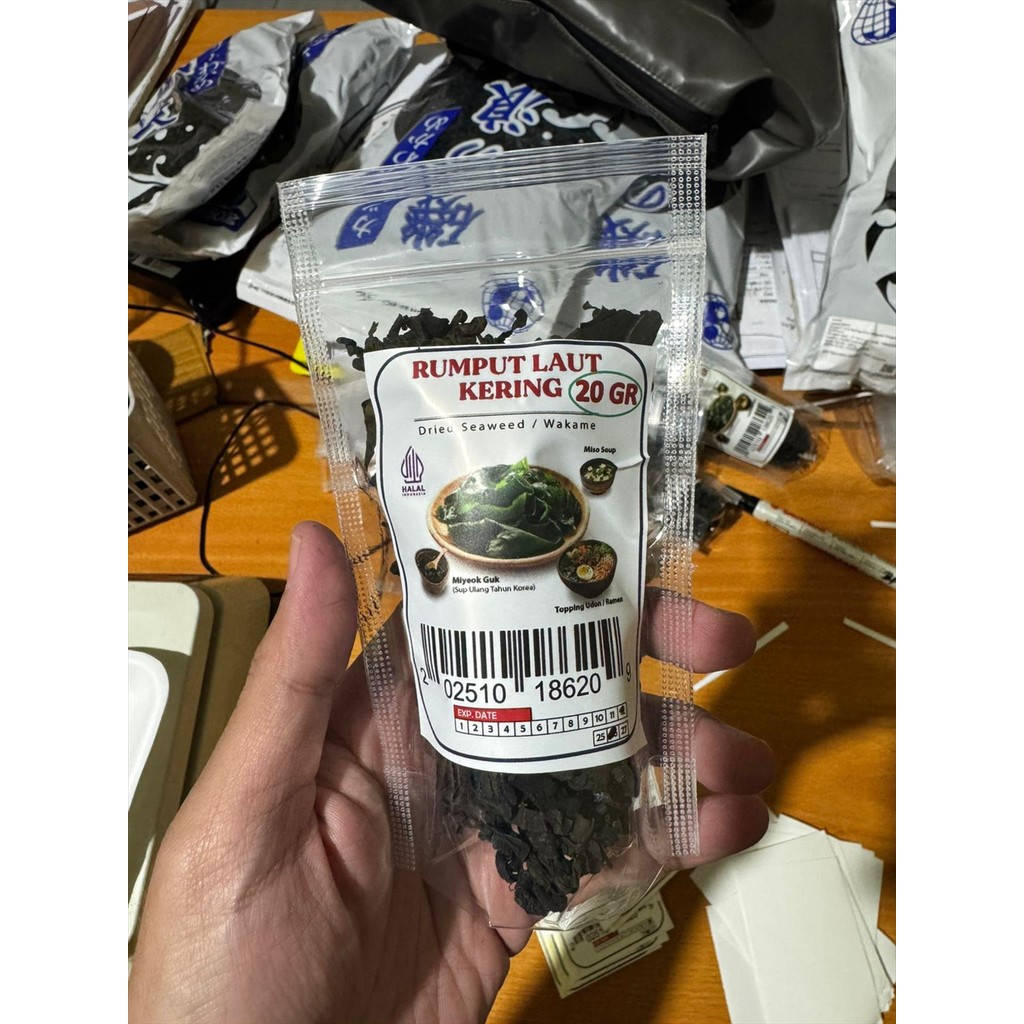 

RUMPUT LAUT KERING / CUT WAKAME 20 GR