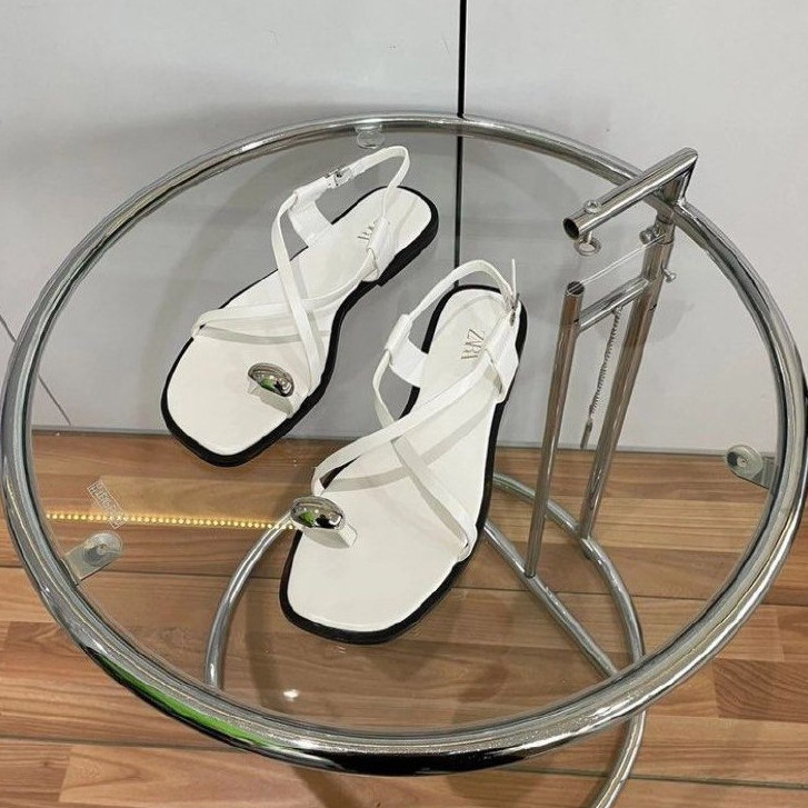 [4.4 Cuci Gudang Sale] - Zara Sandal Flat Strappy Metal Gold 2273-4 Sweet Stuff Official