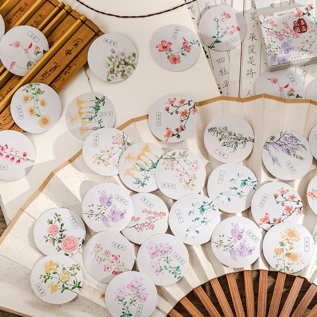 

Journamm.id Stiker kotak Momo nama bunga seri kipas bulat lampu retro kecil segar buku pegangan bahan dekorasi stiker kolase