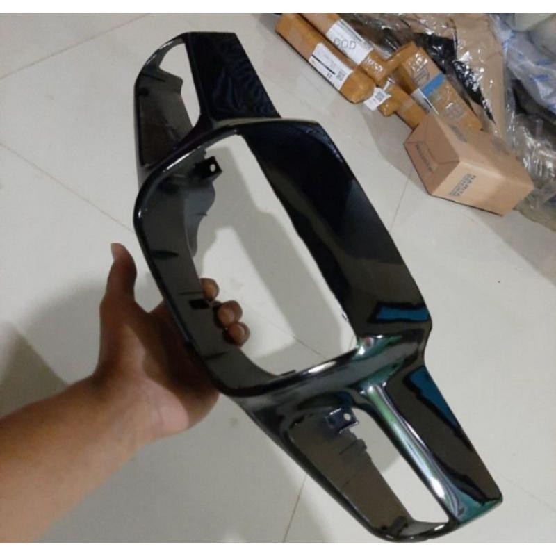 batok depan motor Honda Astrea grand bulus sabit warna hitam MIRIP ORI