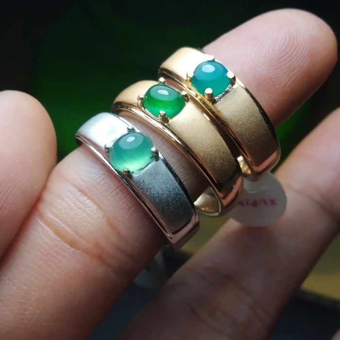 TERMURAH NATURAL BATU BACAN DOKO MINI SUPER KRISTAL - Putih