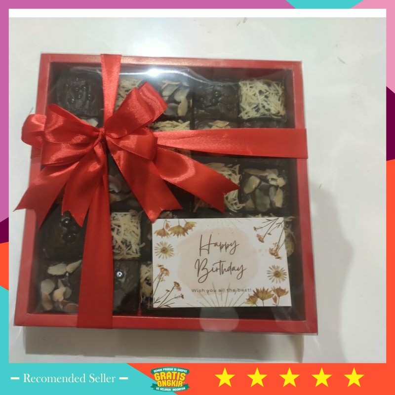 

Kado Pacar Istri Suami Murah Viral Unik Kekinian Bagus lebaran Natal / Premium hampers Idul Fitri/ imlek / Fudgy Brownies/ CNY / Birthday/ Idul Fitri/ Natal / Custom