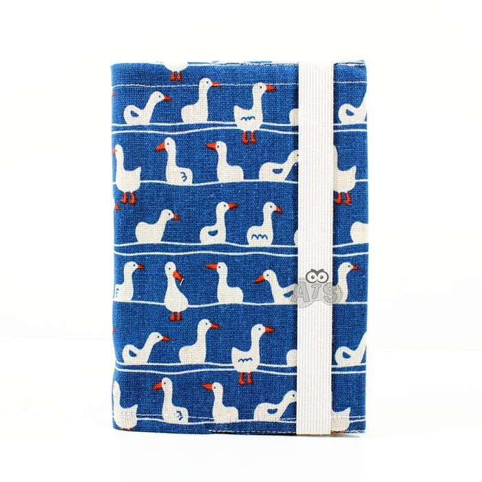 

READY Sampul Buku/ Sampul Diary A5 Bahan Kanvas - Bebek Biru SIAP KIRIM