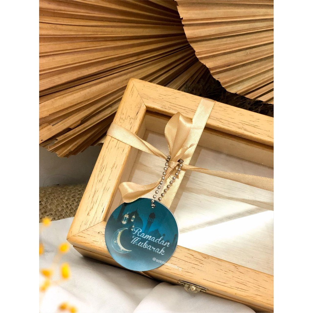 

HANGTAG RAMADHAN PREMIUM ACRYLIC | HANGTAG BOX HAMPERS PREMIUM ACRYLIC 5X5CM