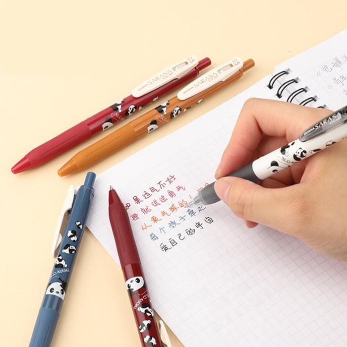 

Pulpen Gel Sarasa Clip 0.5mm Limited Edition Panda Series - Black