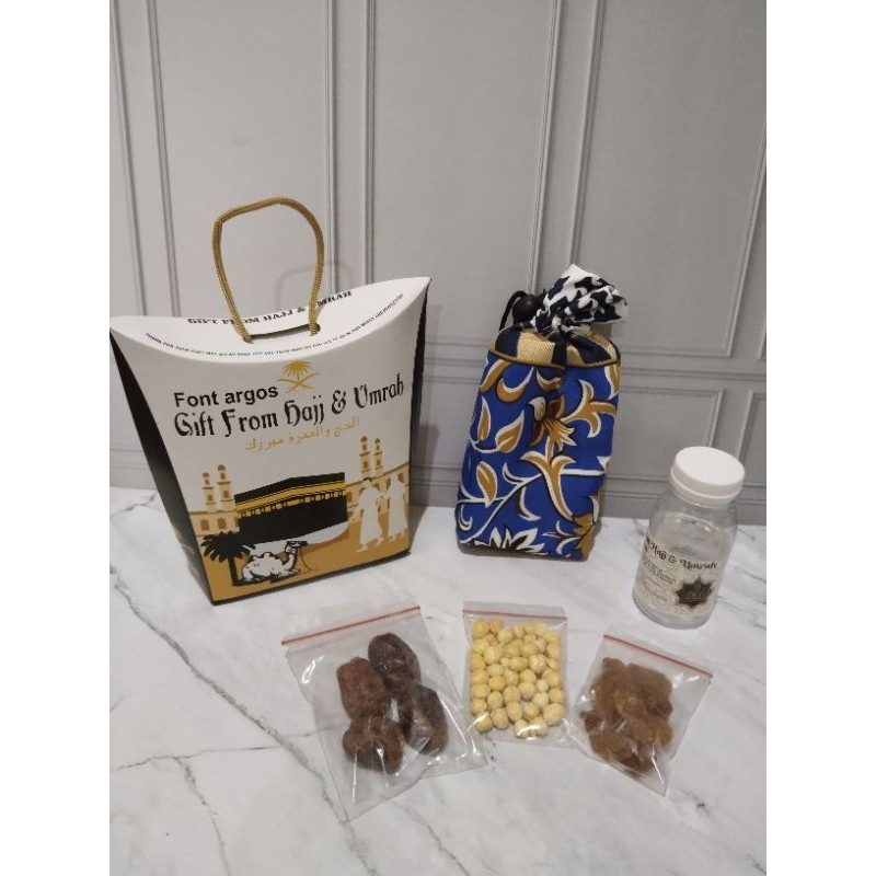 

Paket Oleh-Oleh Haji dan Umroh + Sejadah Traveling / Souvenir Haji dan Umroh / Hampers Makanan
