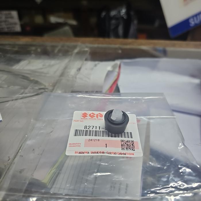 Stoper/Cushion pintu Pojok bawah suzuki All new ertiga/Ertiga XL7 Hrga 1Pc