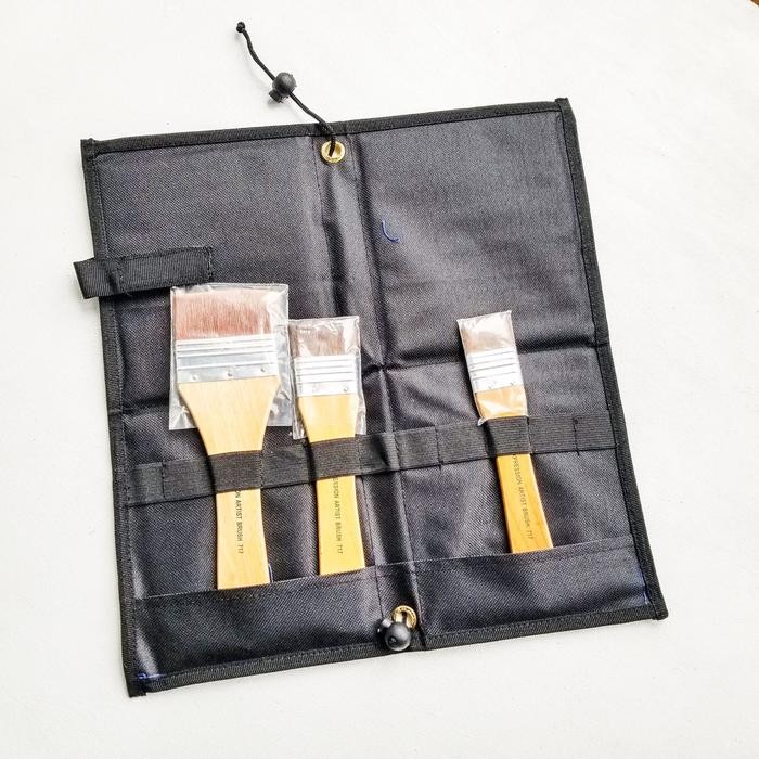 

Tempat Kuas Lukis Tarik / TK Lipat - Warna