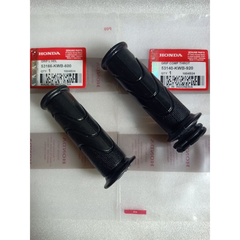 HANDGRIP/GRIP GAS HONDA BLADE 110 KARBU , BEAT FI 1 LUBANG (KWB) ORI AHM
