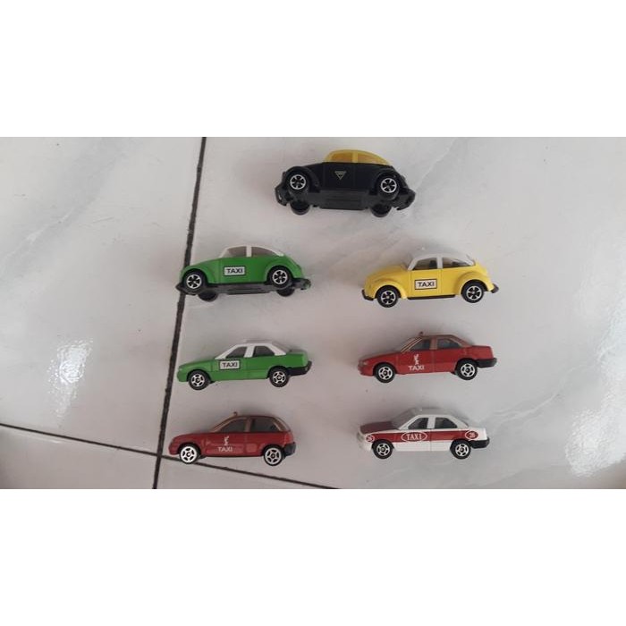TOY DIECAST LOOSE  GASHABALL - TAXI MANIA MEXICO - Set 7 in 1