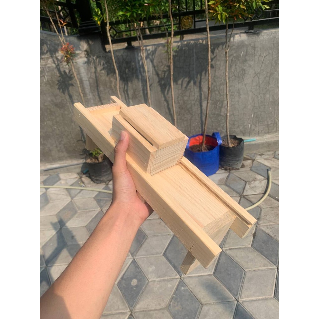 PEMOTONG BAWANG PENGIRIS BAWANG PENGIRIS KERIPIK PENGIRIS SERBAGUNA KAYU JATI