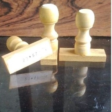 

gagang stempel kotak berbagai ukuran