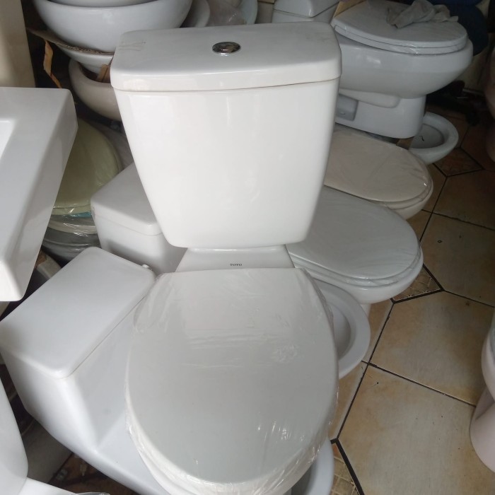 Closet TOTO CW 516 Tombol | Warna Putih | TOTO