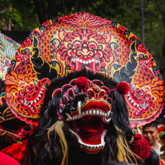 Barongan Kediri Asli Handmade – Topeng Barong Kedirian Unik + Kain Lengkap Topeng Barongan Kedirian 