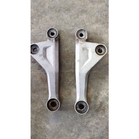 gantungan mesin tahanan mesin CB 150R led k56 CBR