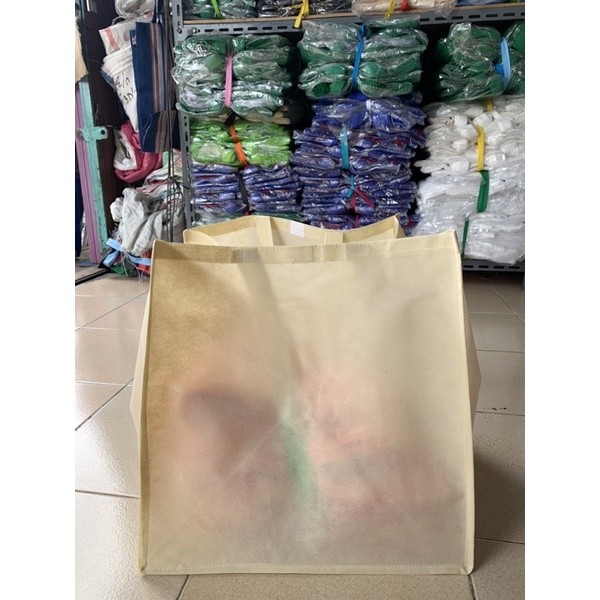 

LUSINAN(12pcs)- Tas Spunbond Box uk 30x30x35 - Goodie Bag Kotak Nasi Polos - Tas Kain Box Nasi Polos - Tas Hajatan Polos
